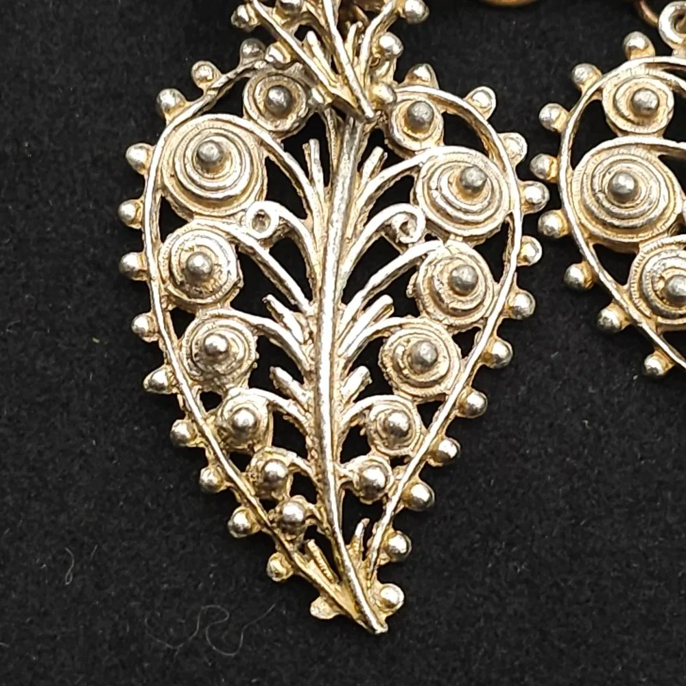 Vintage Filigree Dangle Leaf Brooch Statement‎ Nature Gold & Silver Tone Ornate